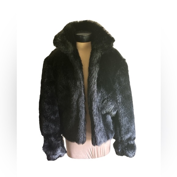 Jon Valdi Vintage Faux Fur Jacket With Cuffs and Large Collar EUC - Picture 1 of 5